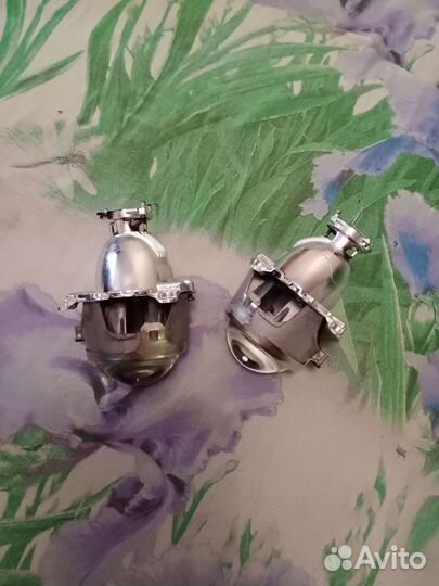 Гелогеновая линза для фар