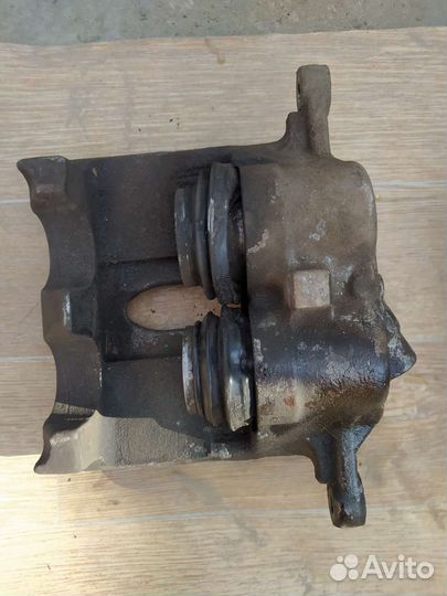 Суппорт Рено trafic