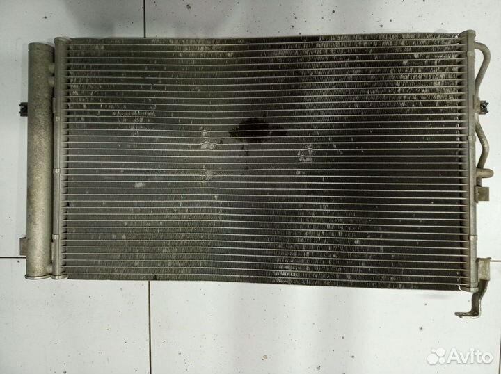 Hyundai elantra III радиатор кондиционира