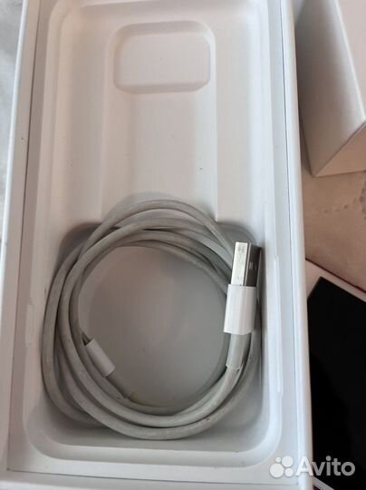Телефон iPhone 7 red product 128gb
