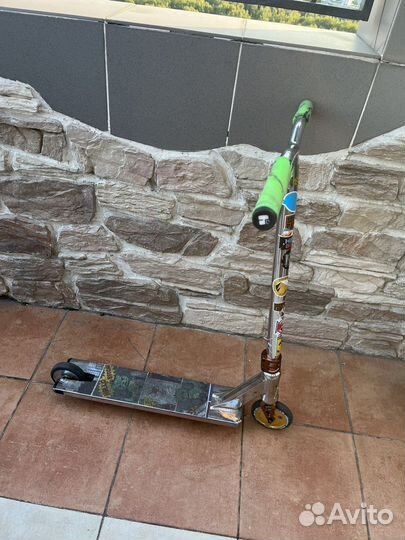 Трюковой самокат