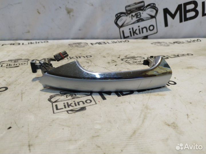 Ручка двери левая Mercedes S-Class W221