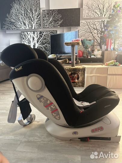 Автомобильное кресло от 0 до 36кг