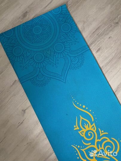 Коврик для йоги