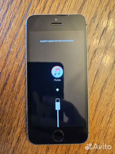 iPhone 5S, 64 ГБ