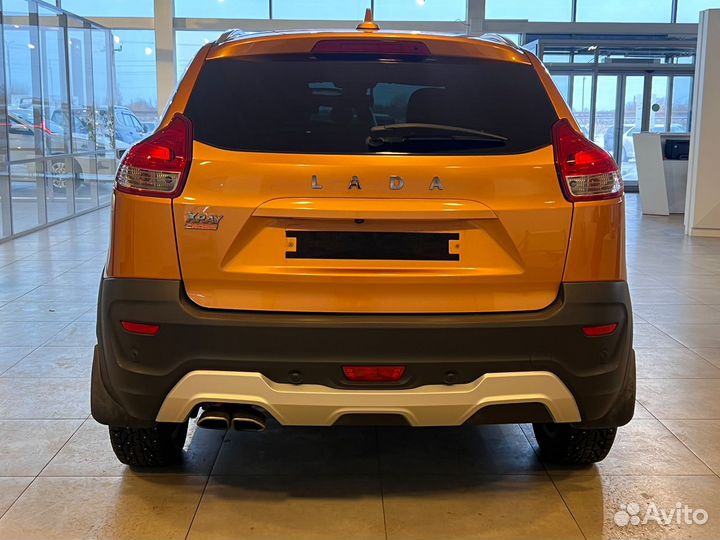 LADA XRAY Cross 1.8 МТ, 2018, 45 597 км