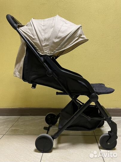 Коляска прогулочная McCan