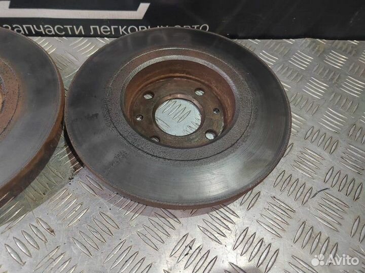 Тормозные диски переднее Renault Logan 1.6
