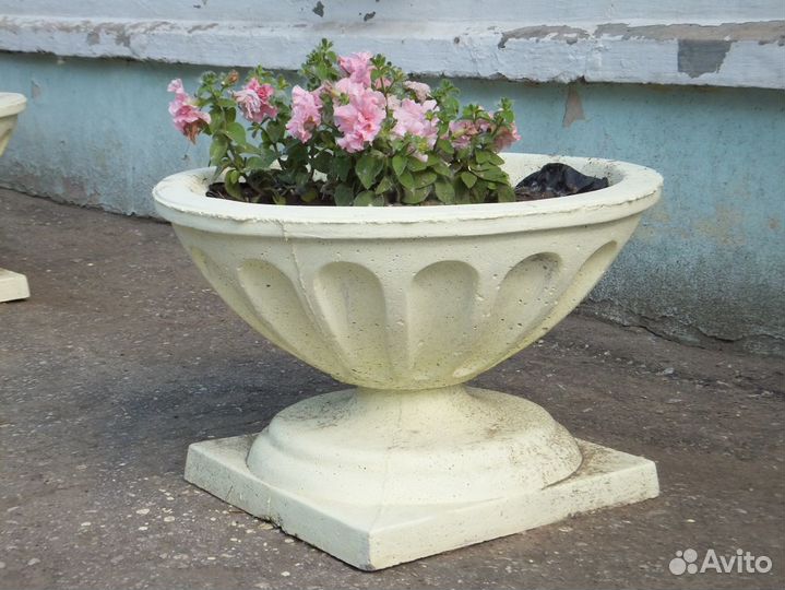 Вазоны для цветов уличные 