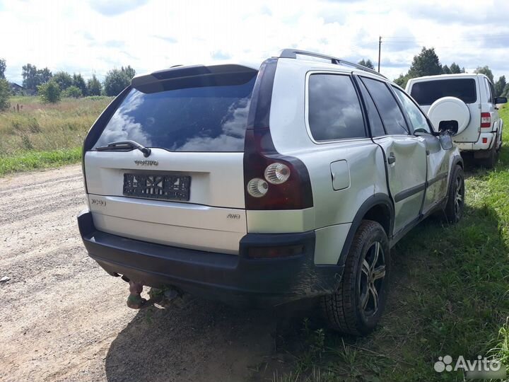 Люк Volvo XC90 2004г
