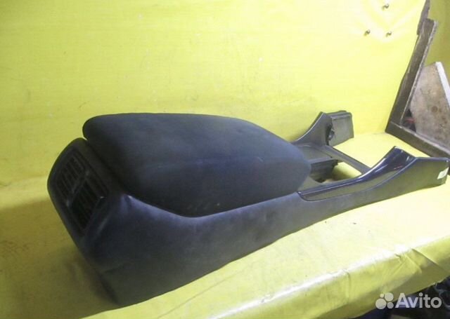 Подлокотник toyota aristo jzs161