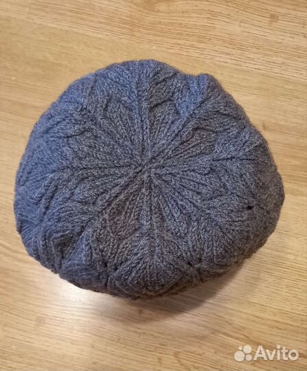 Шапка женская вязаная