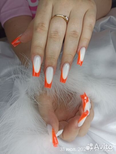 Наращивание ногтей арочное