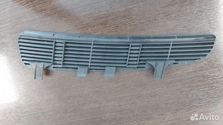 Решетка вентиляционная задняя левая Bmw 520I E39