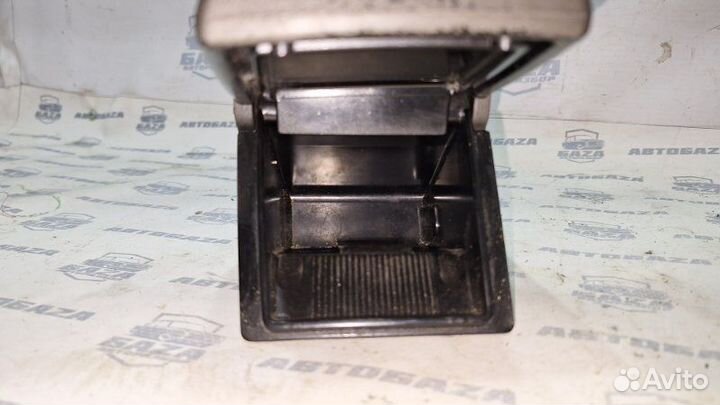 Пепельница Nissan Primera P11 QG18 2000