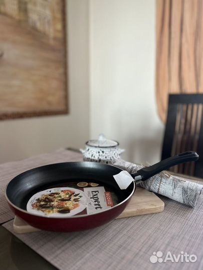 Сковороды новые Scovo