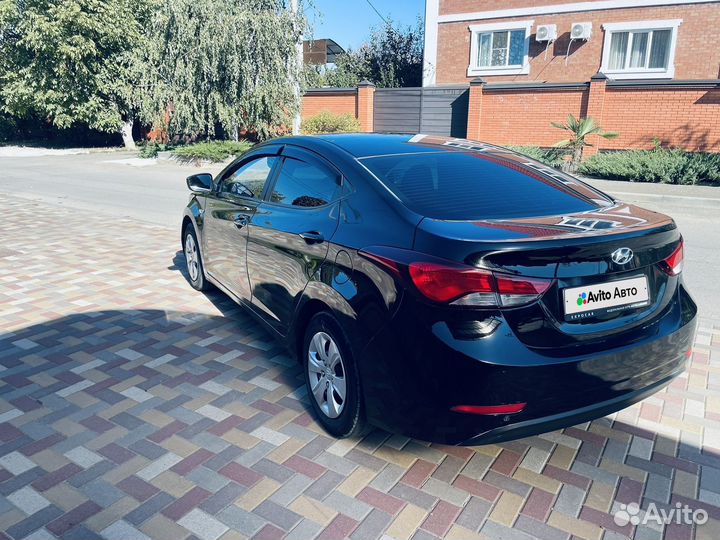 Hyundai Elantra 1.6 AT, 2015, 214 000 км