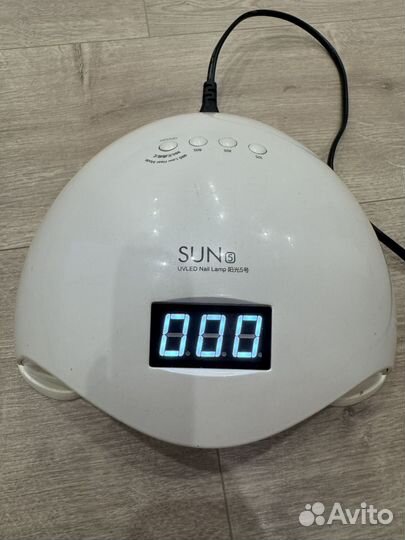 LED лампа для маникюра