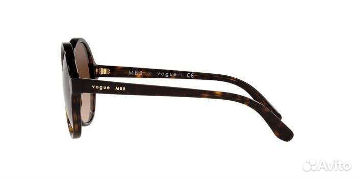 Солнцезащитные очки Vogue