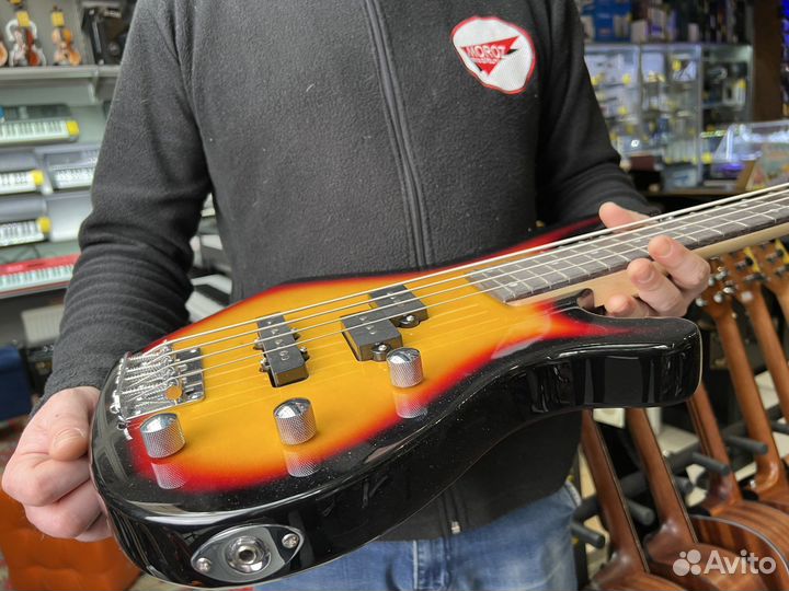 Басс гитара 4 струны