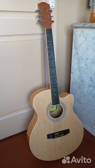 Акустическая гитара