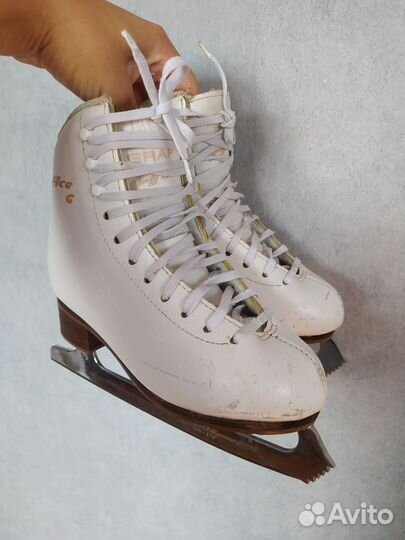 Коньки для фигурного катания