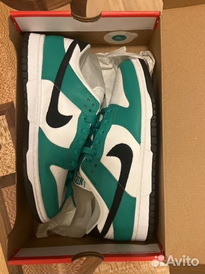 Кроссовки Nike Dunk Low green and white