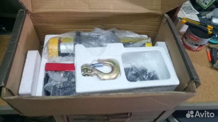 Лебедка электрическая T-MAX 2500