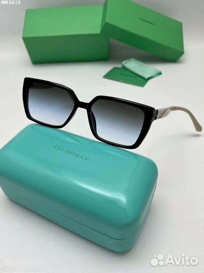Солнцезащитные очки Tiffany Co. Женские
