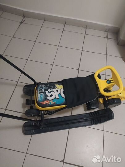 Детский снегокат с колесами