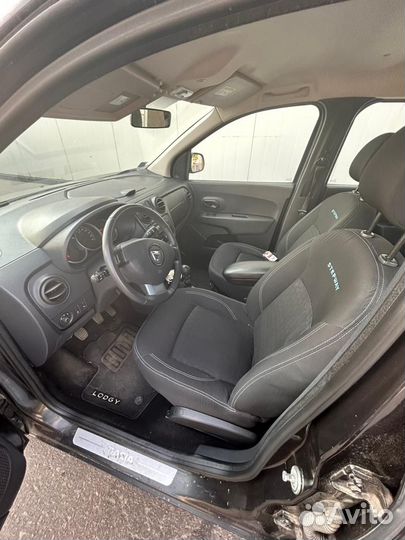 Dacia Lodgy 1.5 МТ, 2016, 215 000 км