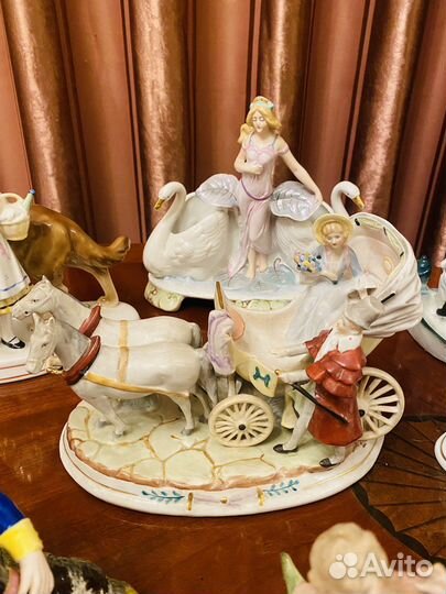 Коллекция роскошных немецких статуэток