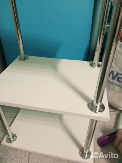 Этажерки деревянные на колесиках