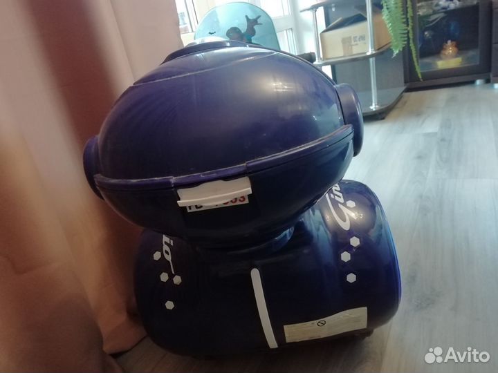 Детский электромобиль