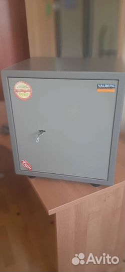 Ящик металлический с замком бу