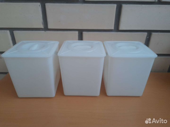 Контейнеры (набор) для сыпучих продуктов СССР