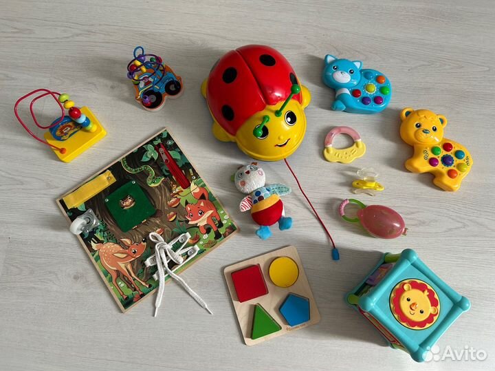Детские игрушки пакетом для малышей
