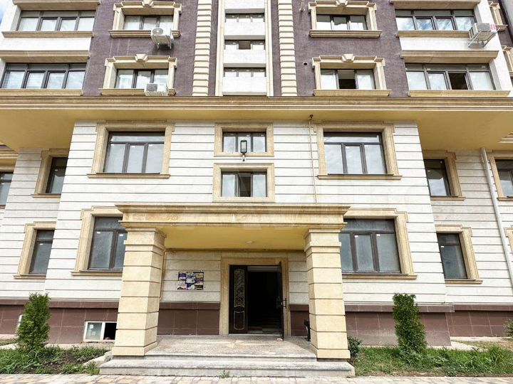 1-к. квартира, 50 м², 9/9 эт.