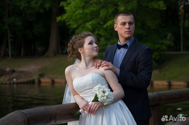 Свадебное платье 46 48 бу