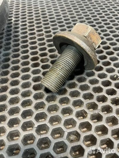 Шкив коленвала Mercedes Vito W638 601 1997