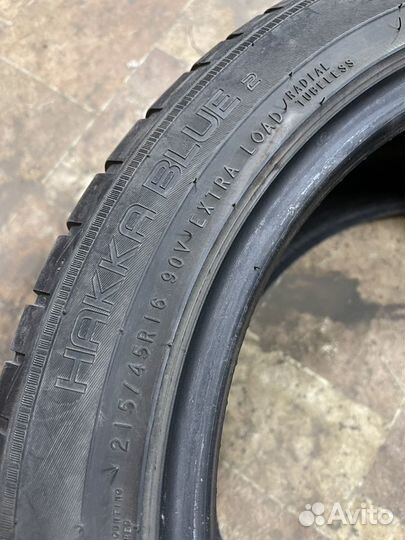 Nokian Tyres Hakka Blue 2 215/45 R16 90V