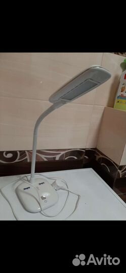 Лампа настольная