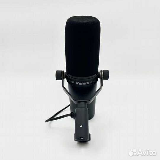 Микрофон вокальный Shure SM7B