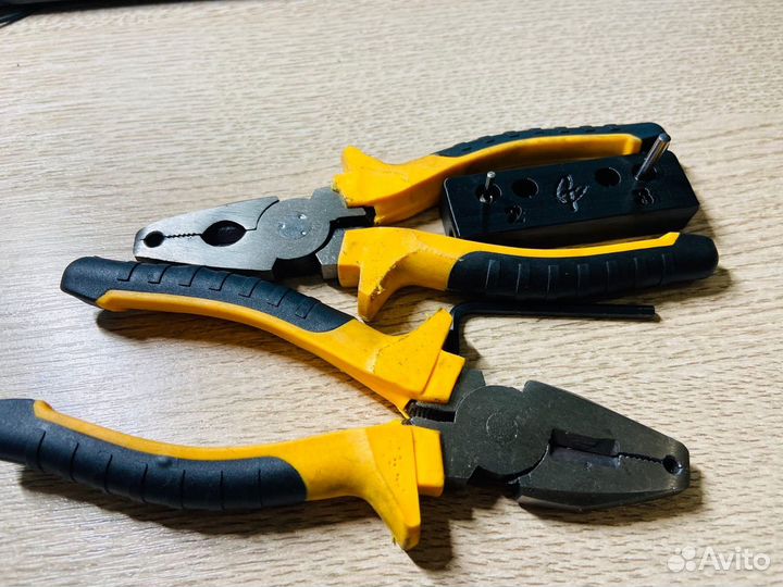 Станок для ушек, фурнитуры под пилькеры, воблеры