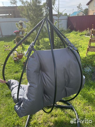 Садовая качеля кокон