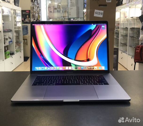 Б/У MacBook Pro 15 (2018 I9/32/512Gb) 457 циклов
