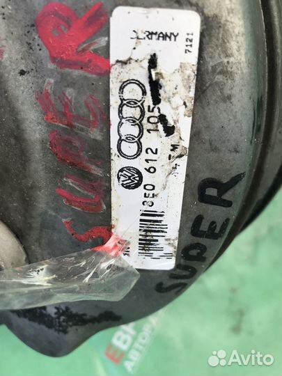 Усилитель тормозов вакуумный VW Passat (B5+)