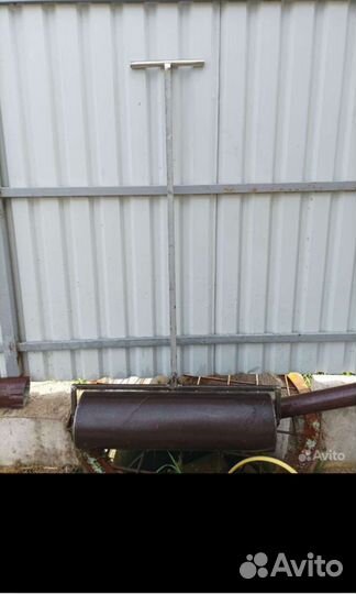 Каток для газона