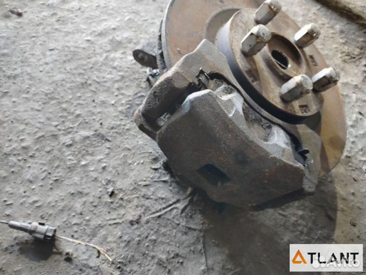 Ступица передняя левая mitsubishi outlander