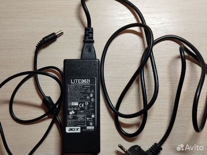 Блок питания 19v Acer или зарядка для ноутбука